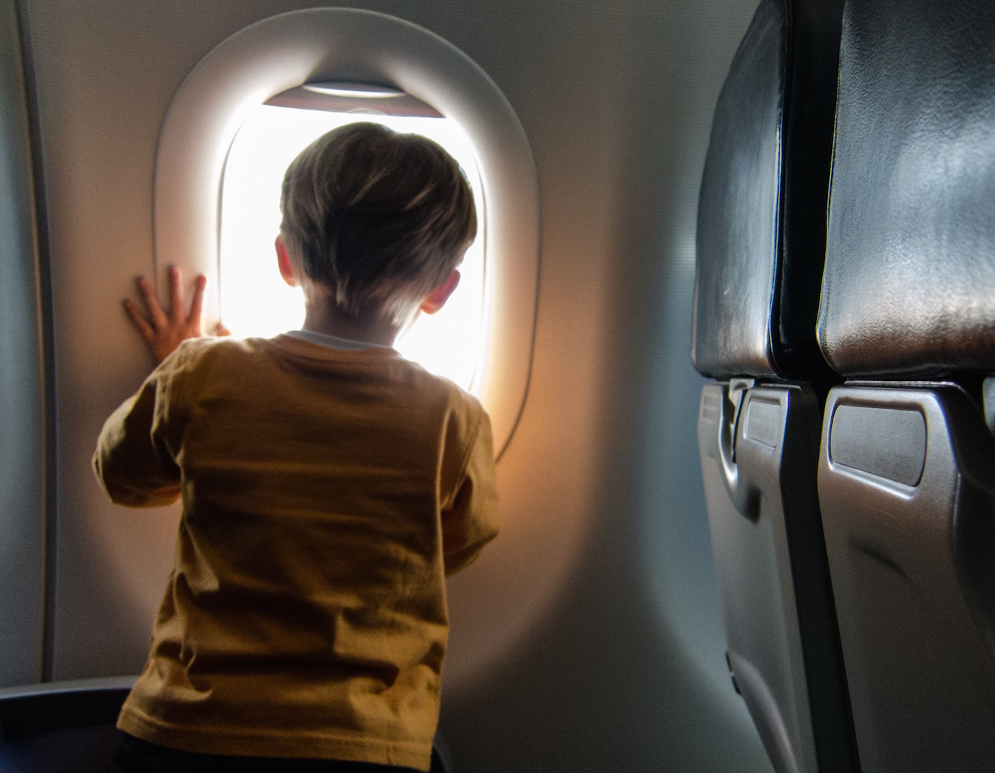 Essayé et testé : oreiller de voyage pour enfants de 1ère classe pour les voyages longs courriers