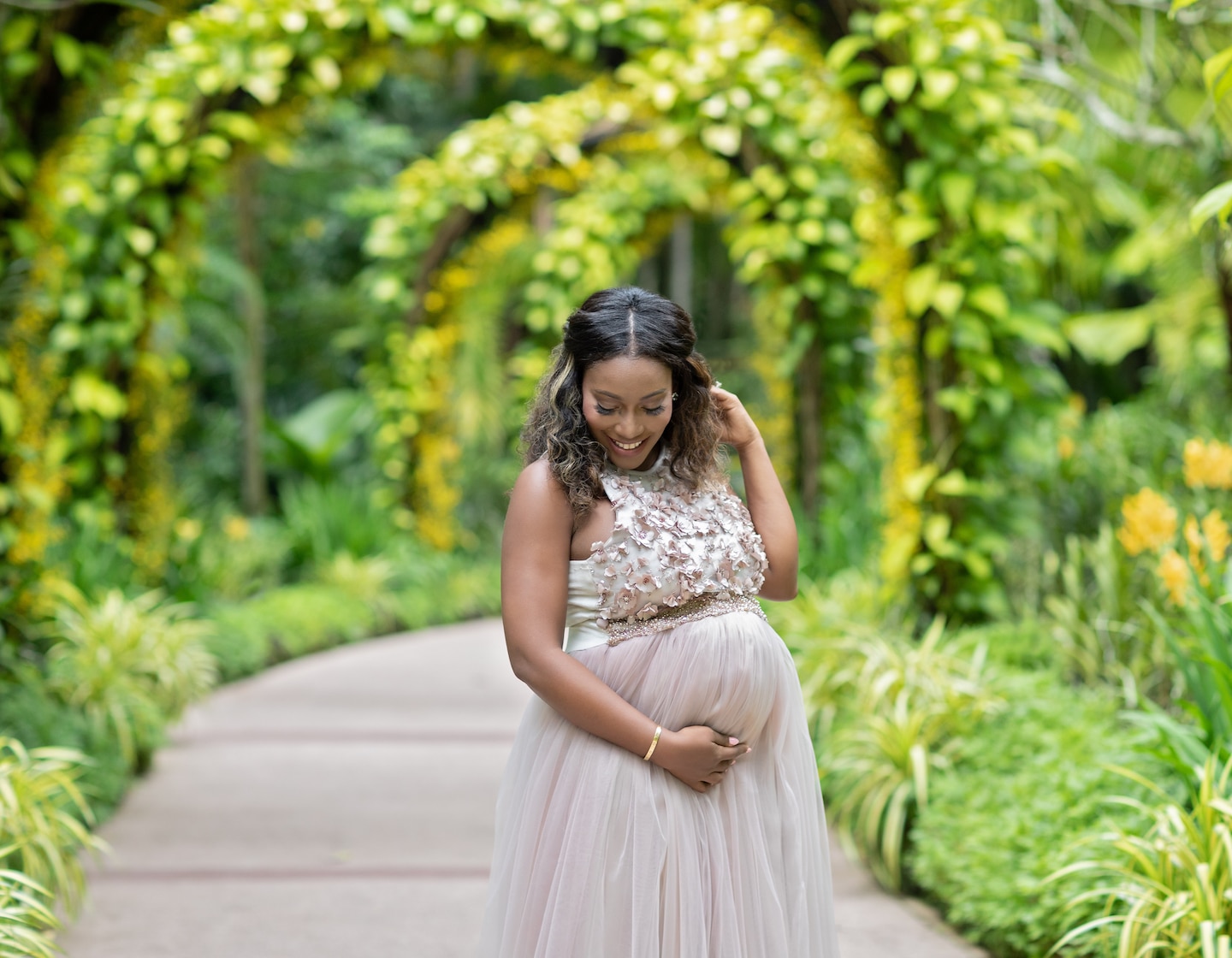 The Bump : superbes photos de maternité de la danseuse professionnelle et créatrice de caftan Jovann Walker