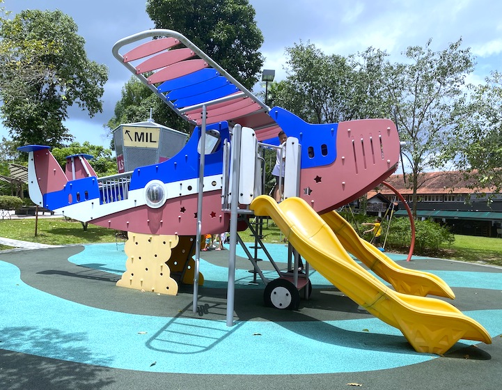 Seletar avec des enfants : aire de jeux pour avions, cafés du parc aérospatial Seletar, observation d'avions et plus encore !