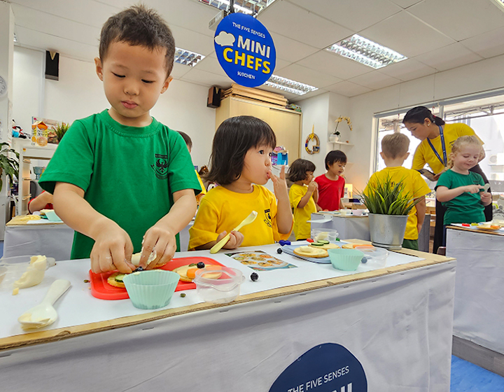 Pourquoi les enseignants « écoutent » les conversations des enfants d'âge préscolaire pour stimuler l'apprentissage par le jeu