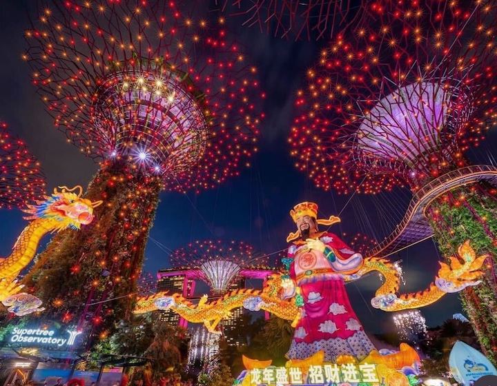 River Hongbao 2024 : magnifiques expositions de lanternes de dragon, spectacles de pétards, manèges de carnaval et spectacles en direct