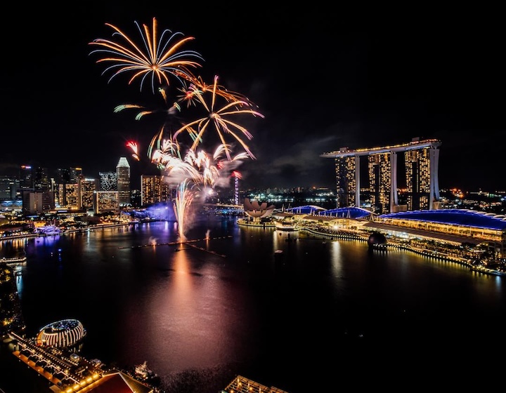 Meilleurs endroits pour regarder GRATUITEMENT les feux d'artifice du Nouvel An 2025 à Singapour !