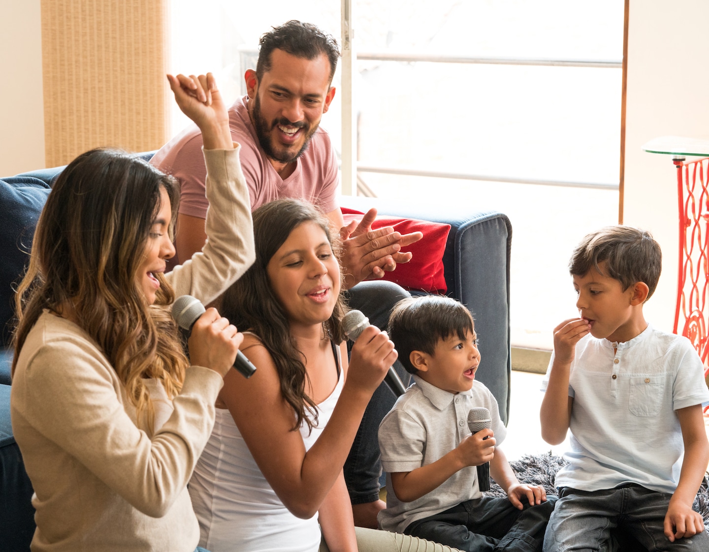 Des passe-temps que vous pouvez explorer à la maison avec vos enfants