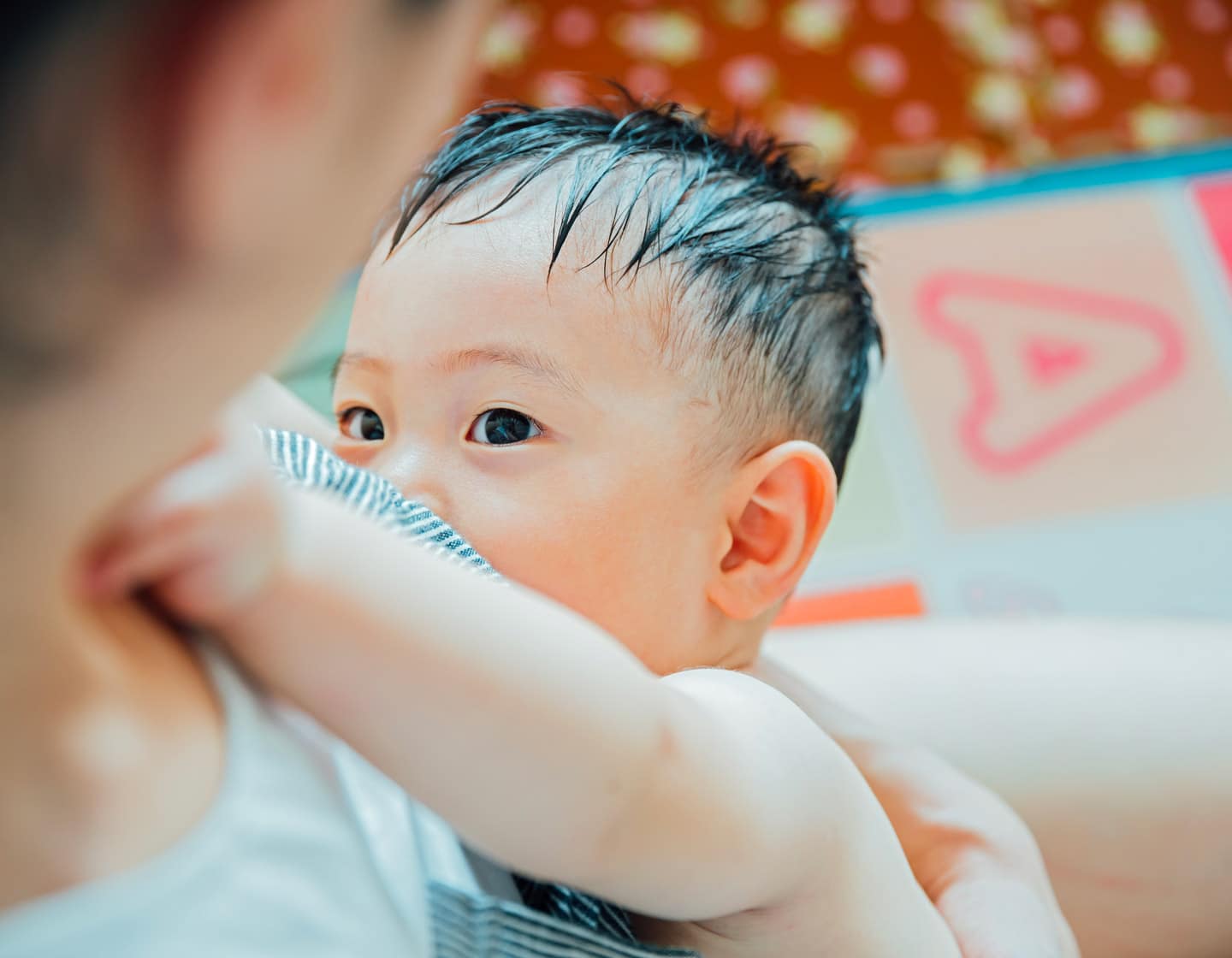 Allaiter en déplacement : installations adaptées aux bébés à Hong Kong