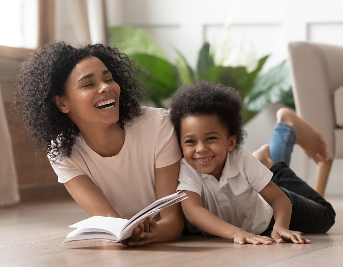 De la naissance à l'adolescence : des livres parentaux pour aider à traverser les moments difficiles