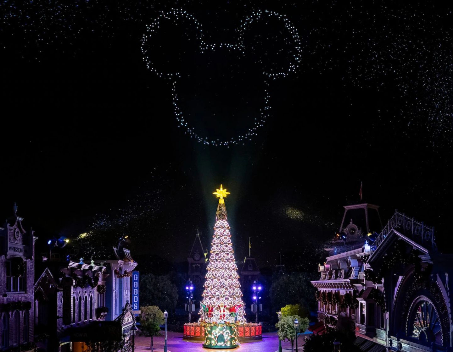 Votre guide des meilleurs lieux festifs à Disneyland Hong Kong ce Noël