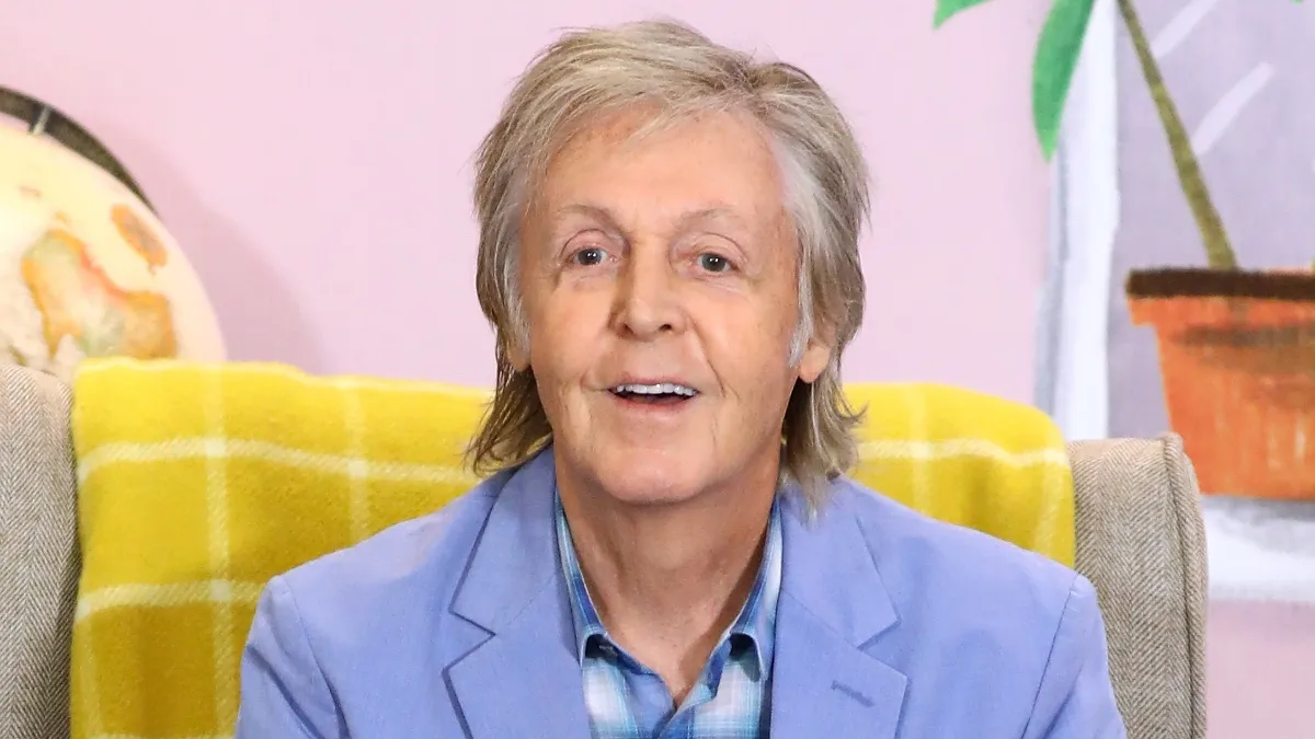 Paul McCartney étourdit les fans avec surprise de NYC Show 