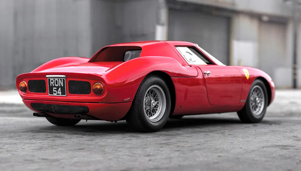 Ferrari 250 LM 1964 de Scaglietti : 17,6 millions de dollars