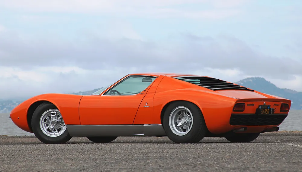 Lamborghini Miura P400 S 1969 : 2,3 millions de dollars