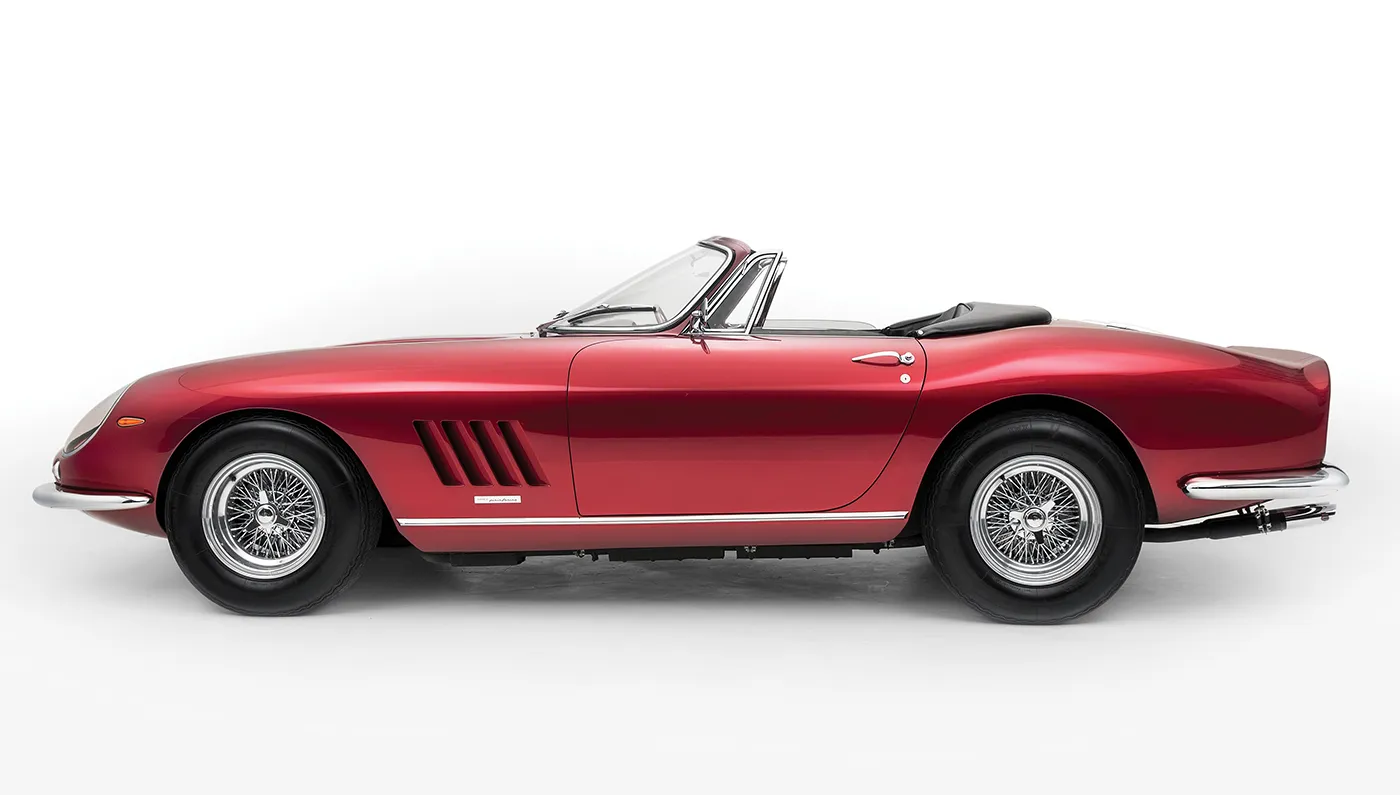 Ferrari 275 GTS/4 NART Spider de 1968 par Scaglietti