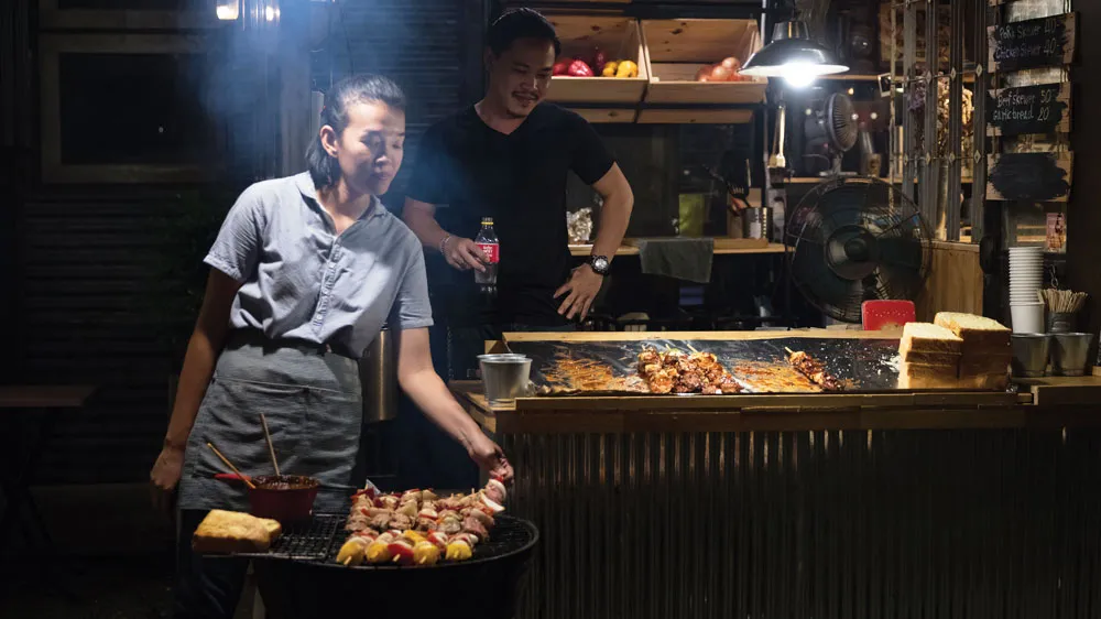 Mangez comme un chef dans les marchés nocturnes de Bangkok