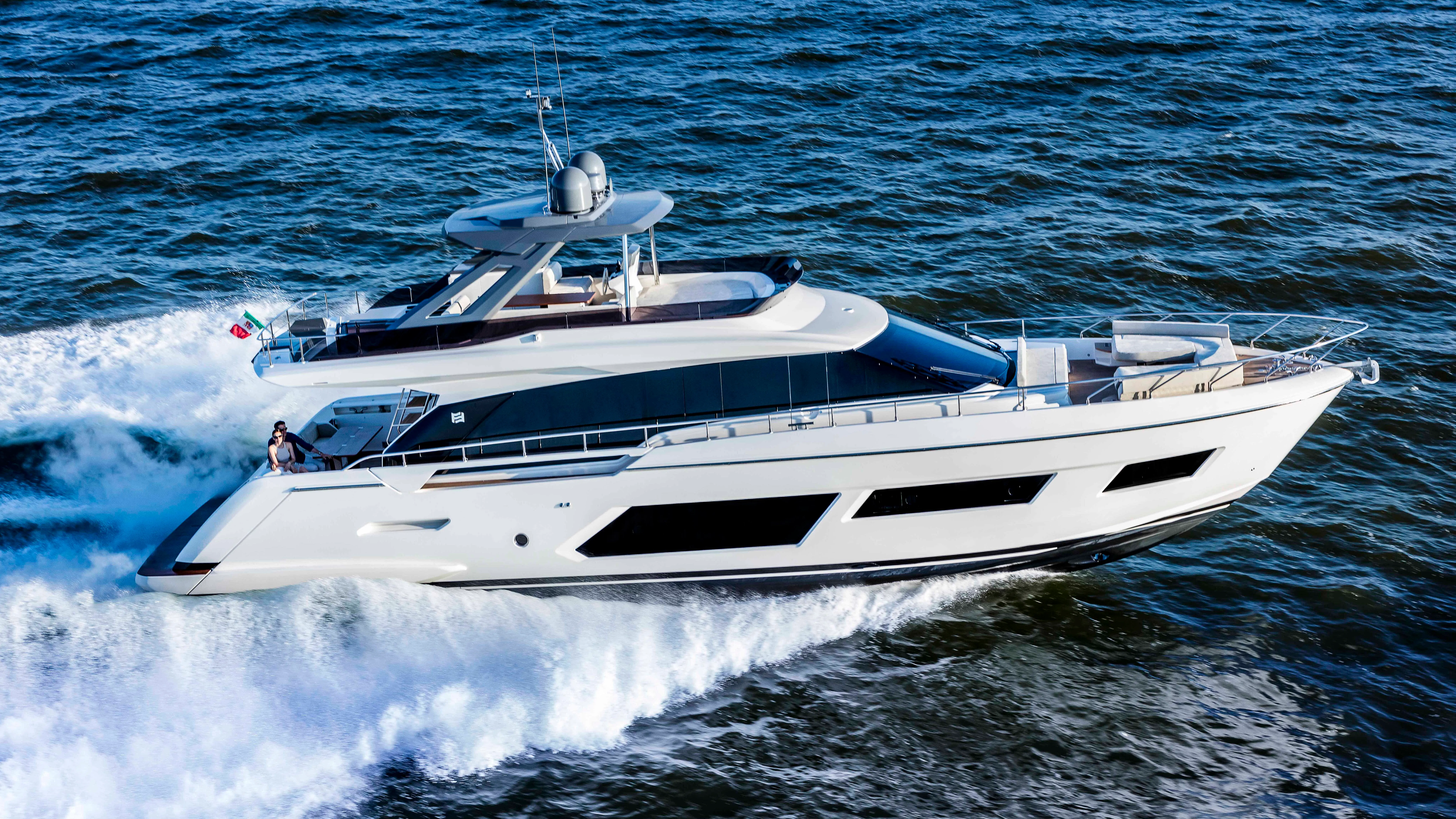 Ferretti Yachts 670