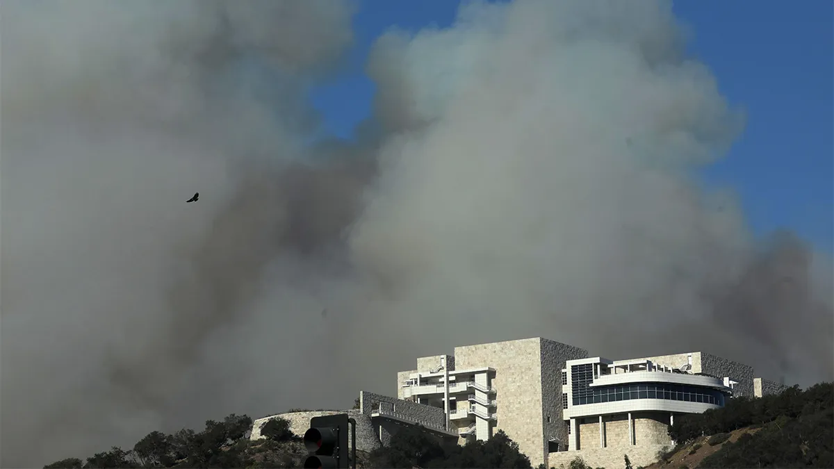 Les musées de Los Angeles lancent un fonds d'urgence de 12 millions de dollars pour les artistes touchés par le feu