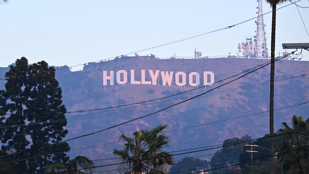 Les restaurants de Los Angeles offrent un soulagement aux personnes touchées par les incendies de forêt