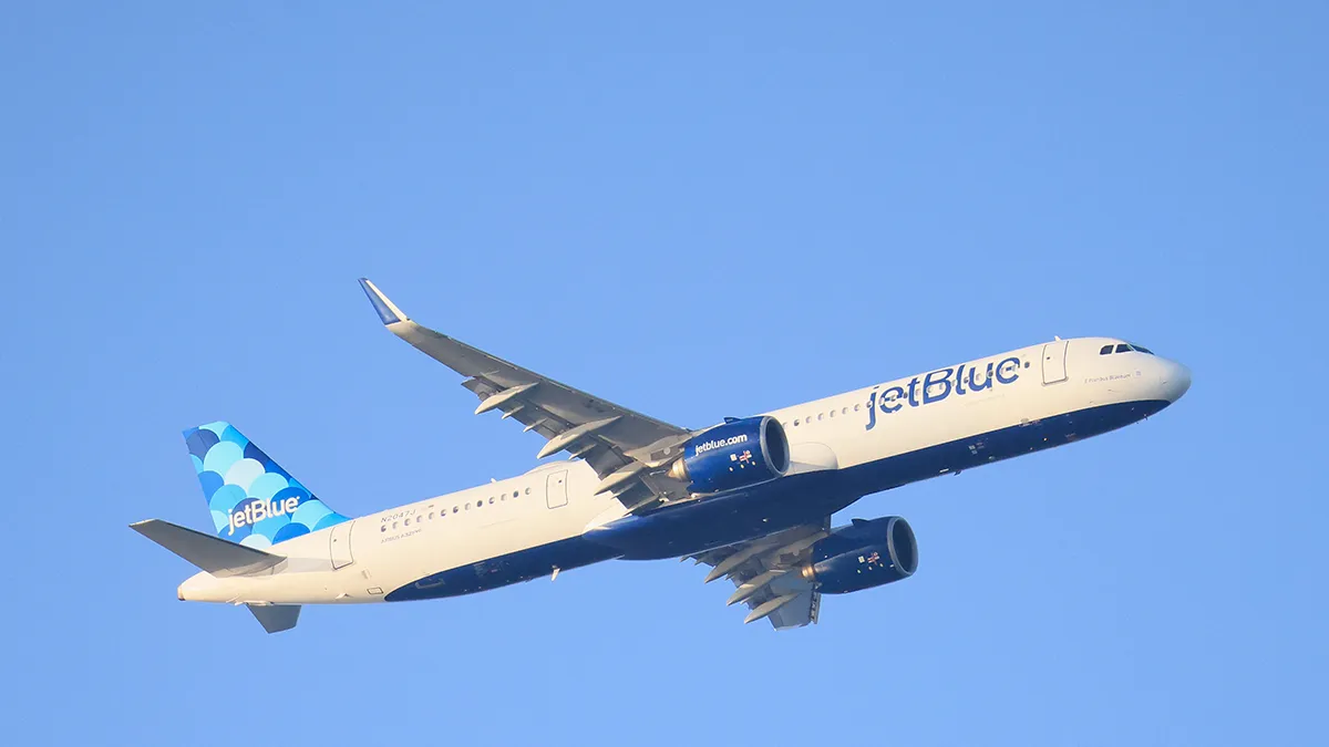 JetBlue est condamné à une amende de 2 millions de dollars pour retards chroniques, une pénalité unique en son genre