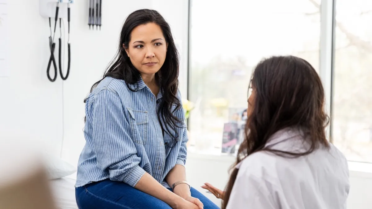 Les premiers symptômes de la SEP chez les femmes médecins ne veulent pas que vous les manquiez