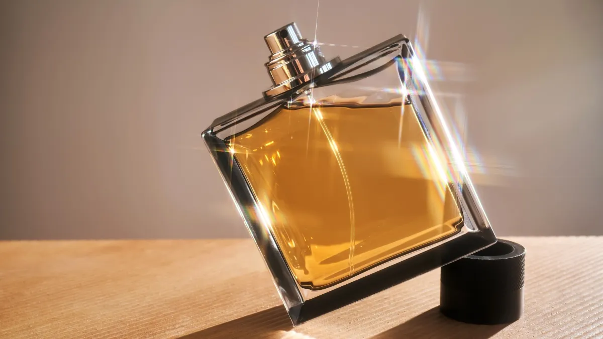 La marque de soins capillaires populaire Maroccanoil vient de lancer son premier parfum, le marocain l'origine Eau de Parfum