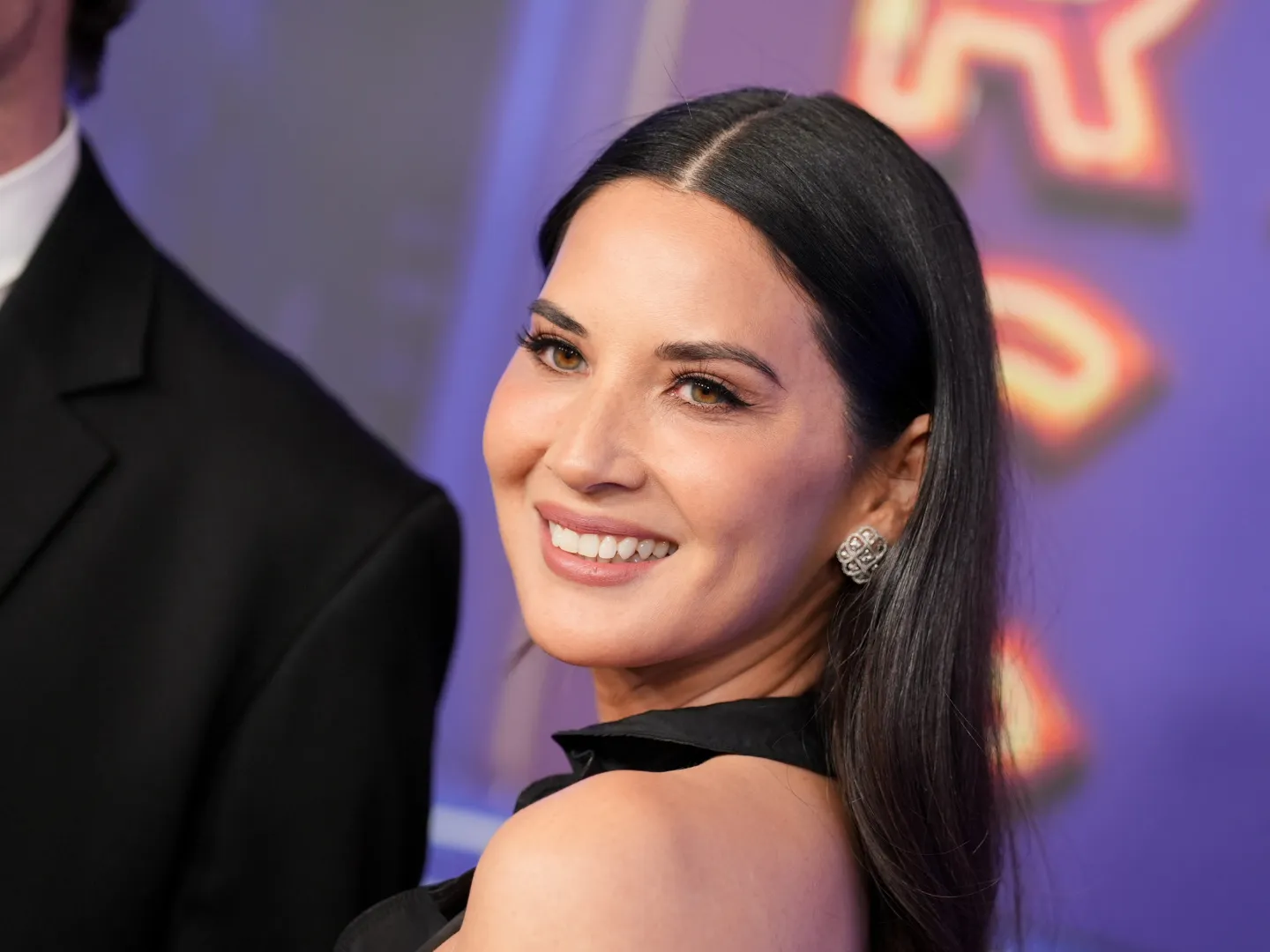 Olivia Munn réfléchit à la maternité avant son diagnostic de cancer et partage une chose qu'elle veut que les femmes sachent