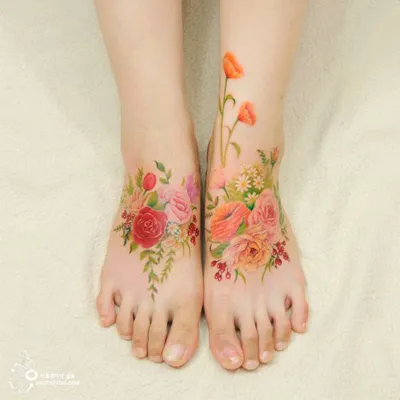 13 tatouages floraux incroyablement époustouflants